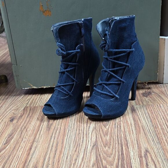 Adorable Jean Open Toed Booties - Picture 1 of 9